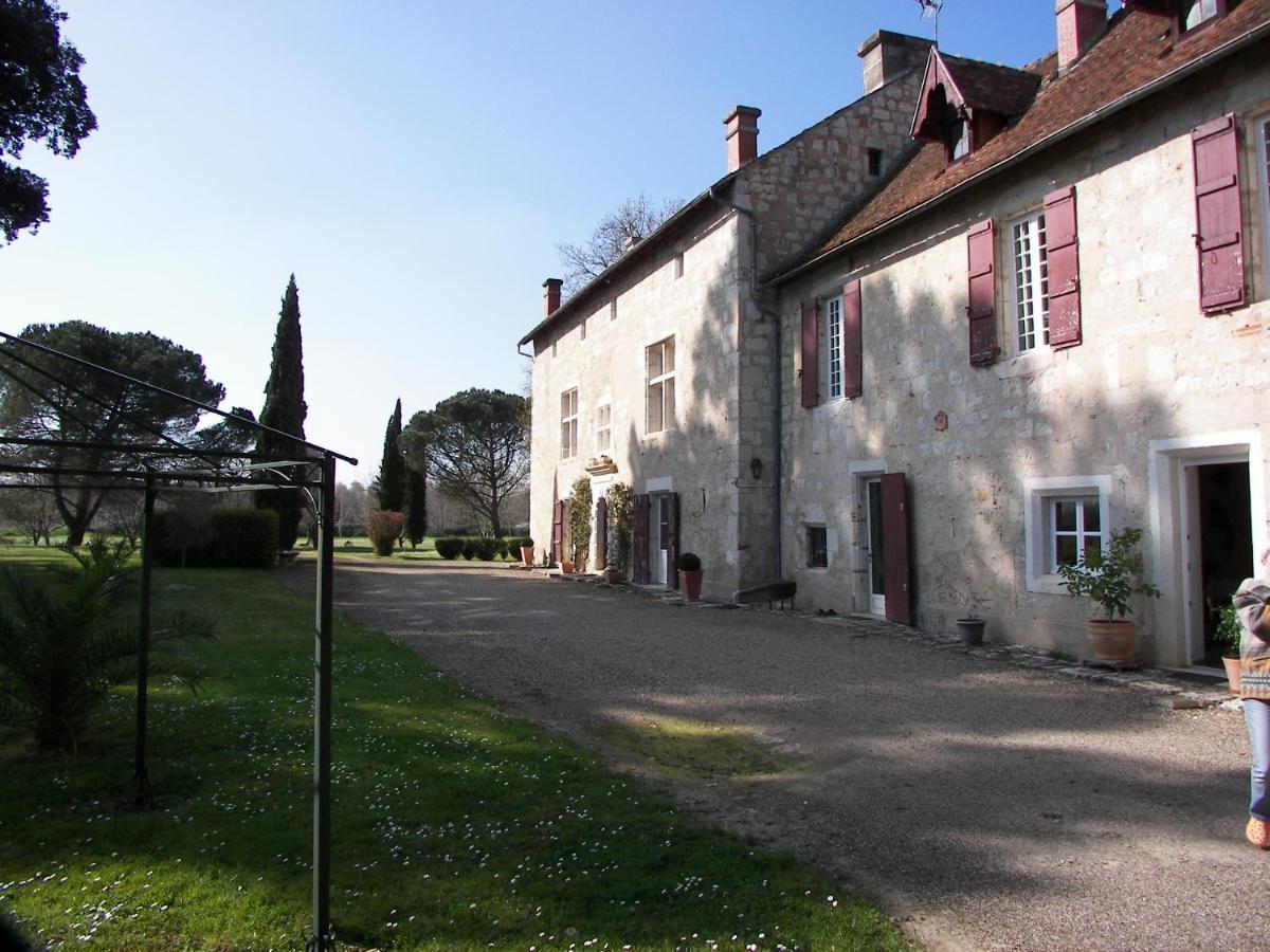 Domaine Du Noble Bed & Breakfast Saint-Jean-de-Thurac Dış mekan fotoğraf