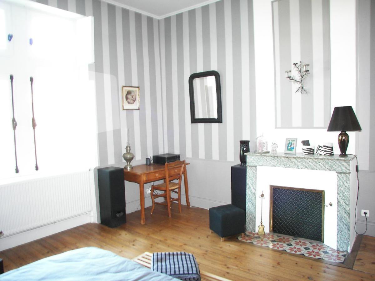 Domaine Du Noble Bed & Breakfast Saint-Jean-de-Thurac Dış mekan fotoğraf