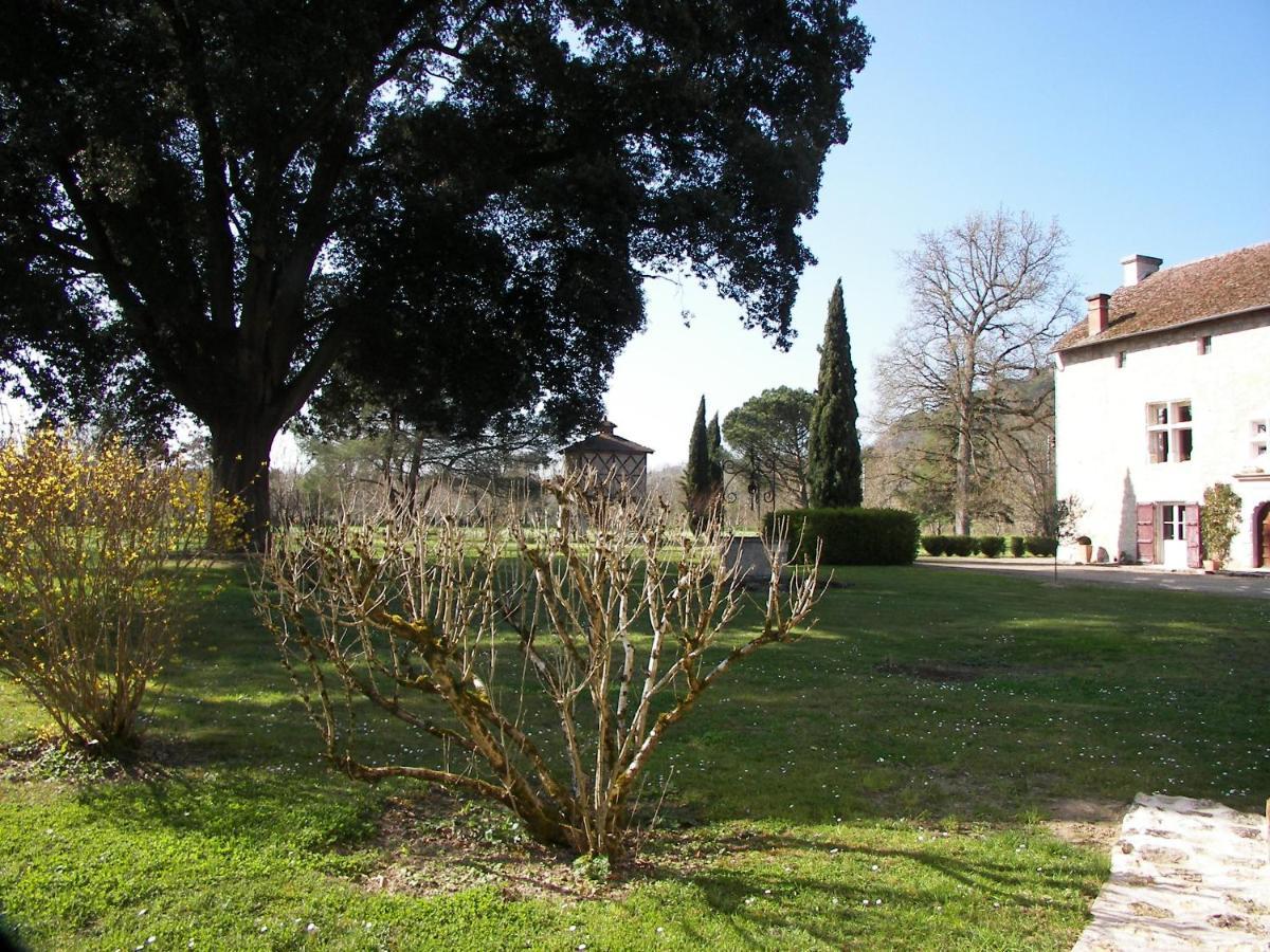 Domaine Du Noble Bed & Breakfast Saint-Jean-de-Thurac Dış mekan fotoğraf