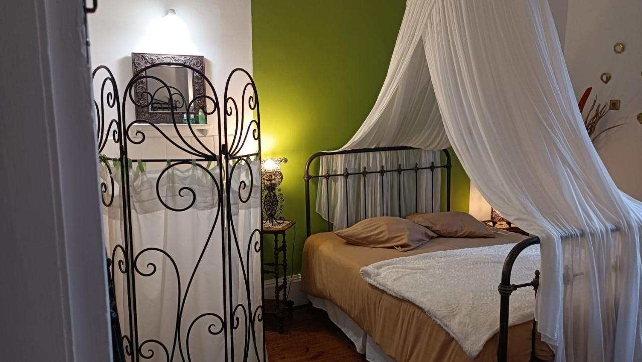 Domaine Du Noble Bed & Breakfast Saint-Jean-de-Thurac Dış mekan fotoğraf